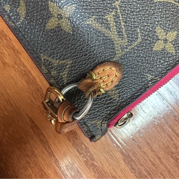 Louis Vuitton Monogram Pouch in Brown and Gold - Picture 12 of 16